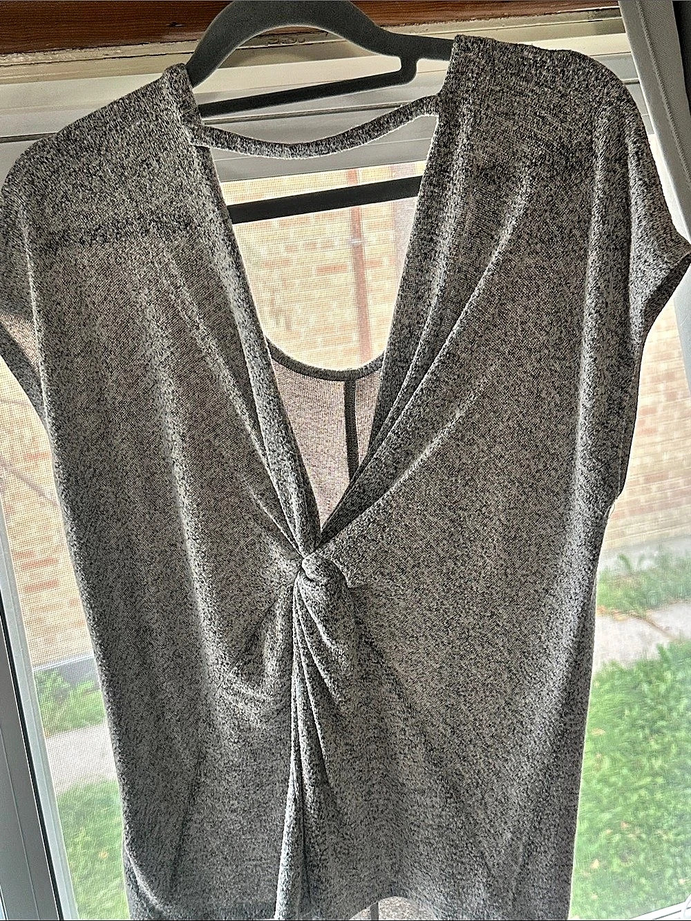 Gray Short Sleeve Top Size Small - Kismet